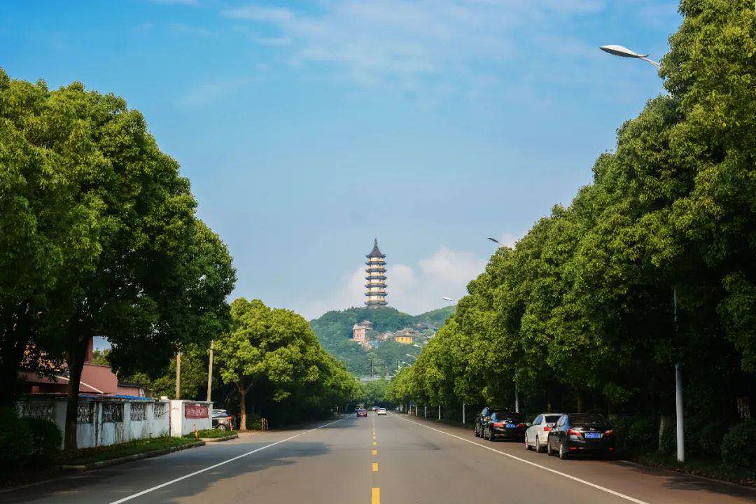 "Remaining in town with gifts" cultural travel coupon package is now ready to apply for registration! Eligible "persons staying in town" can visit Zhaobaoshan for free!
